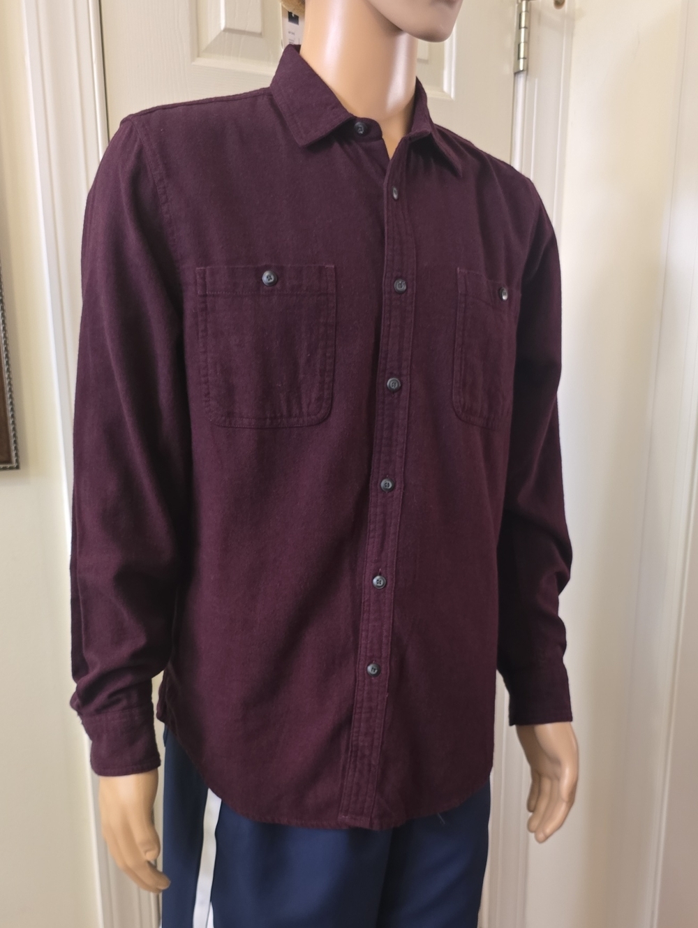 Sonoma Brand Men's Dark Plum Button-Up Cotton Flannel Shirt Size Small